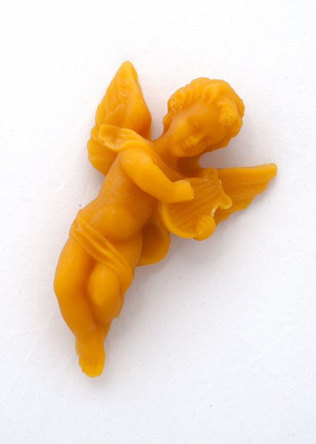 Свеча декоративная Ангелок с арфой