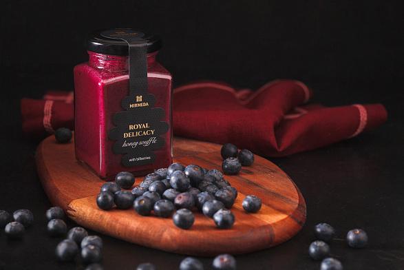 Медовое суфле с черникой