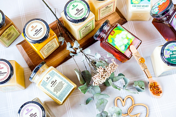 Натуральный мёд с женьшенем