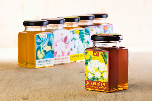 Мёд дягилевый цвет