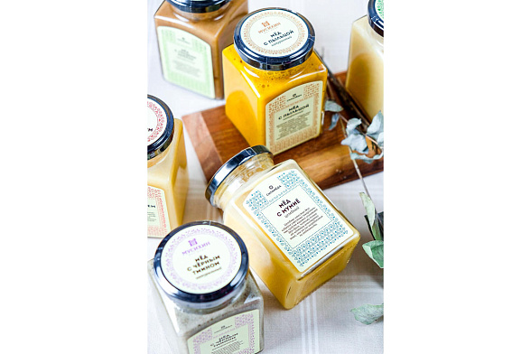 Натуральный мёд с женьшенем