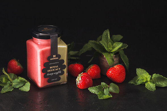 Медовое суфле с клубникой/с мятой