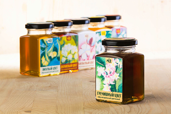 Мёд гречишный цвет